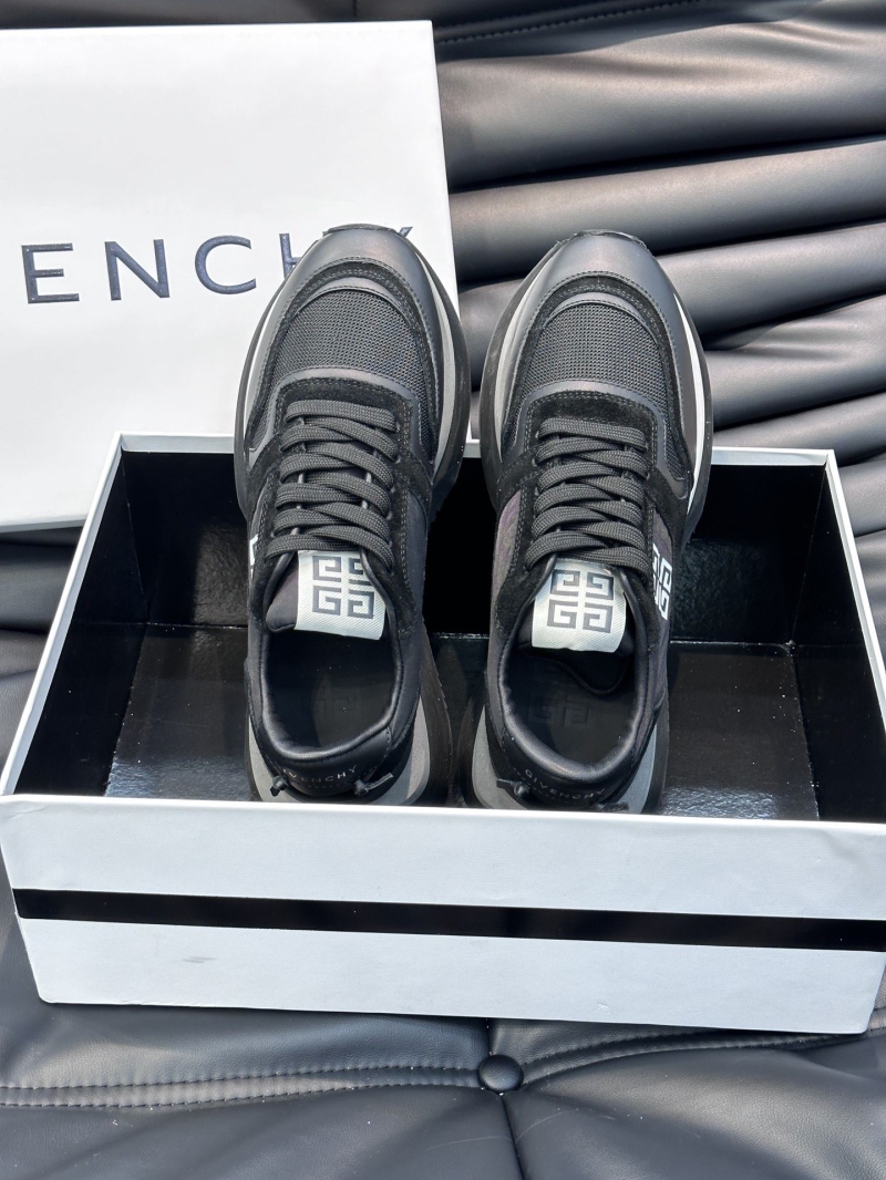 Givenchy Sneakers